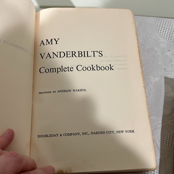 Amy Vanderbilts Complete Cookbook copyright 1961 hardcover VINTAGE - Picture 10 of 16